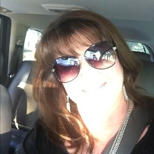 Meet your Posher, Cheryl